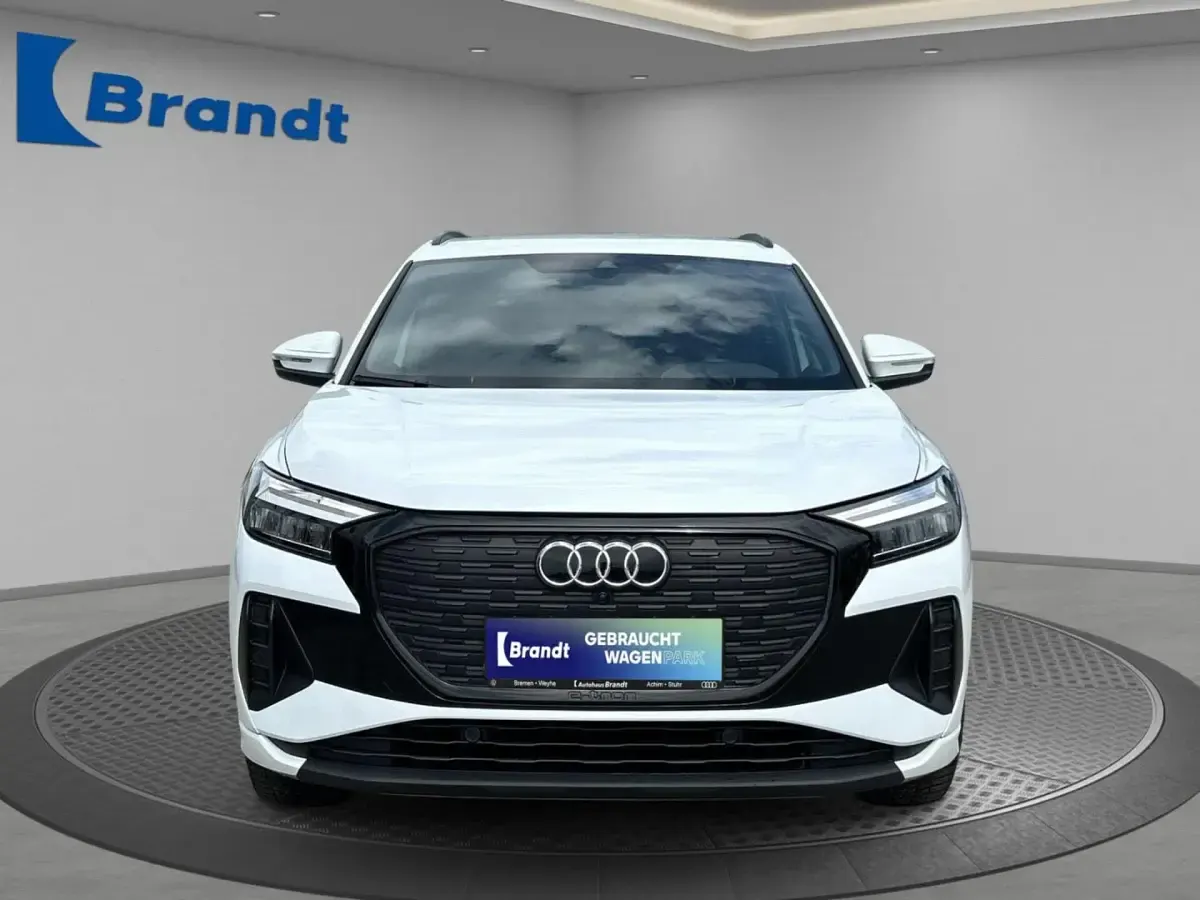 Używany Audi Q4 e-tron Basis 150 kW (204 KM) 2022 SUV