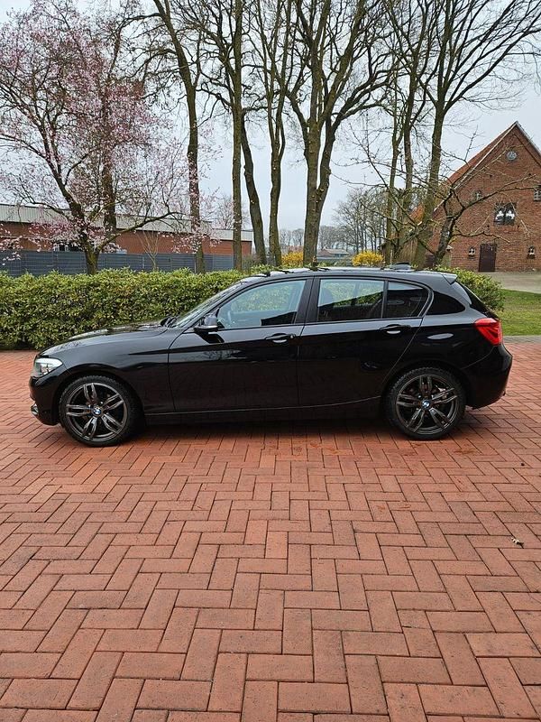 Gebraucht BMW 118 Advantage 136 PS (100 kW) 2017 Schwarz Kleinwagen