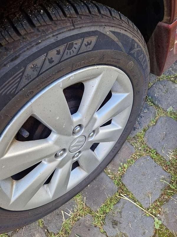 Gebraucht Suzuki Liana Comfort 107 PS (78 kW) 2005 Rot Kombi