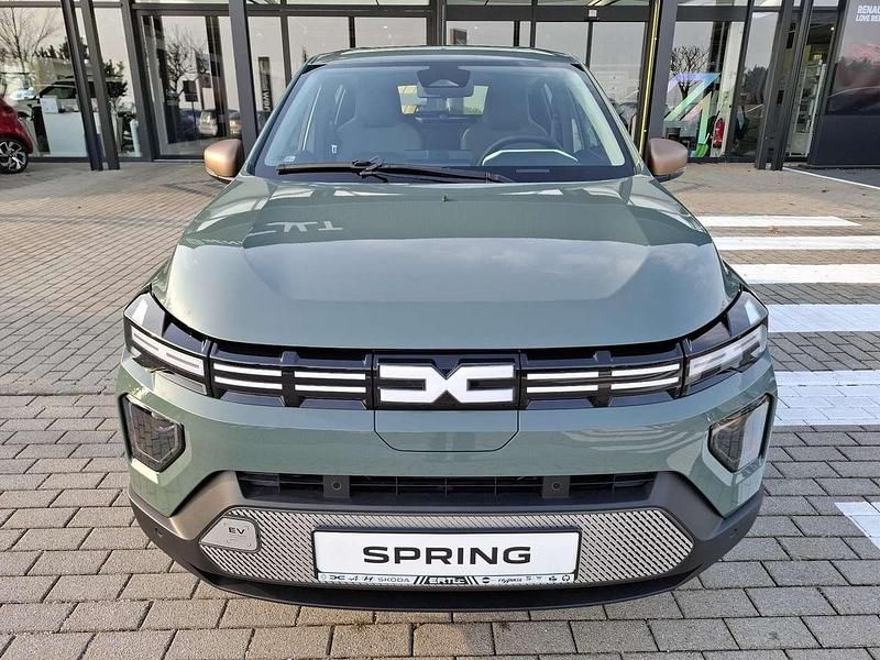Neu Dacia Spring Extreme 75 kW (102 PS) 2026 Olivgrün Kleinwagen
