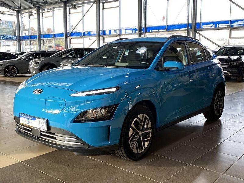 Gebraucht Hyundai Kona Select 100 kW (136 PS) 2021 Blau SUV