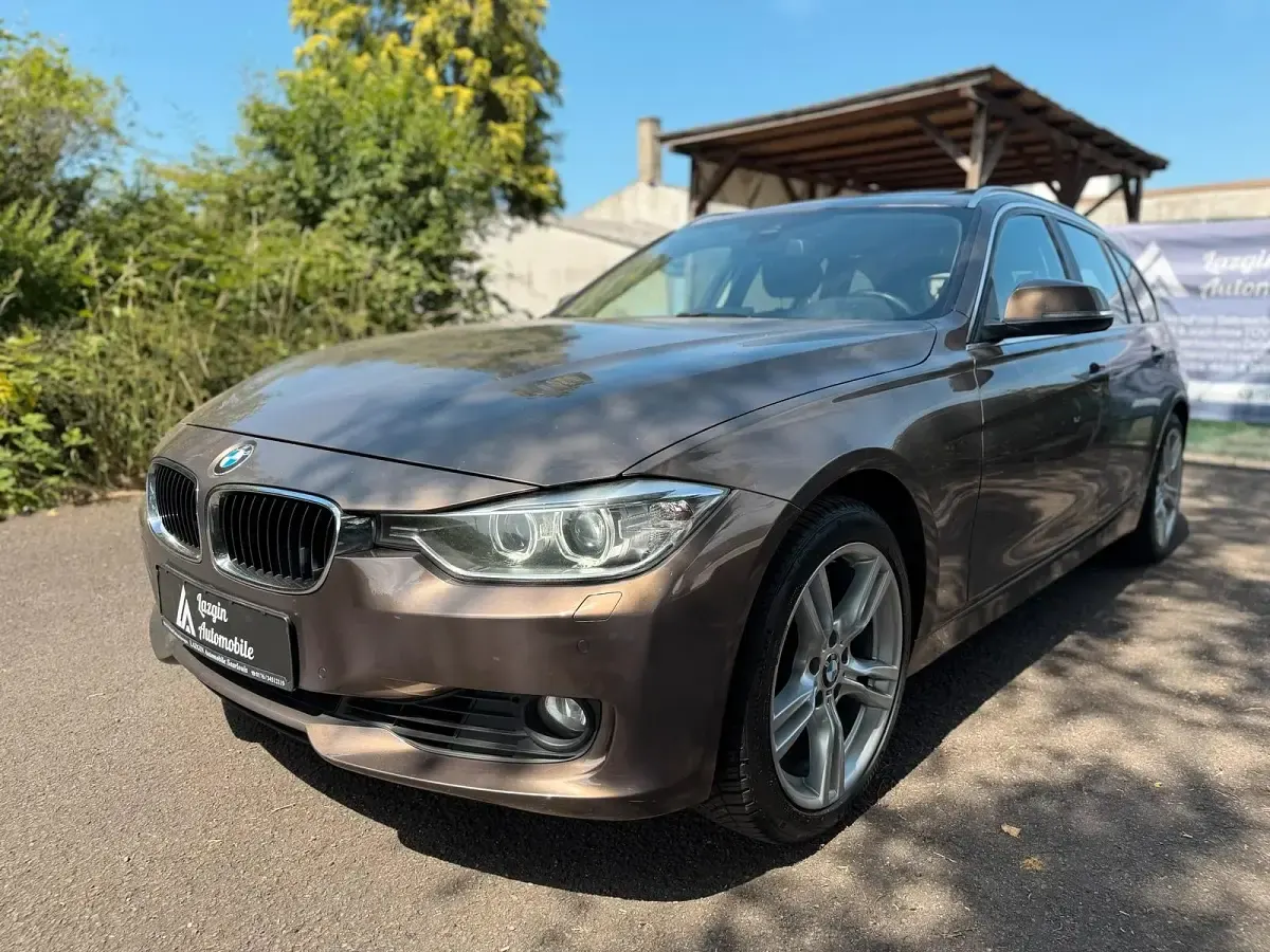 Gebraucht BMW 330 258 PS (189 kW) 2013 Braun Kombi