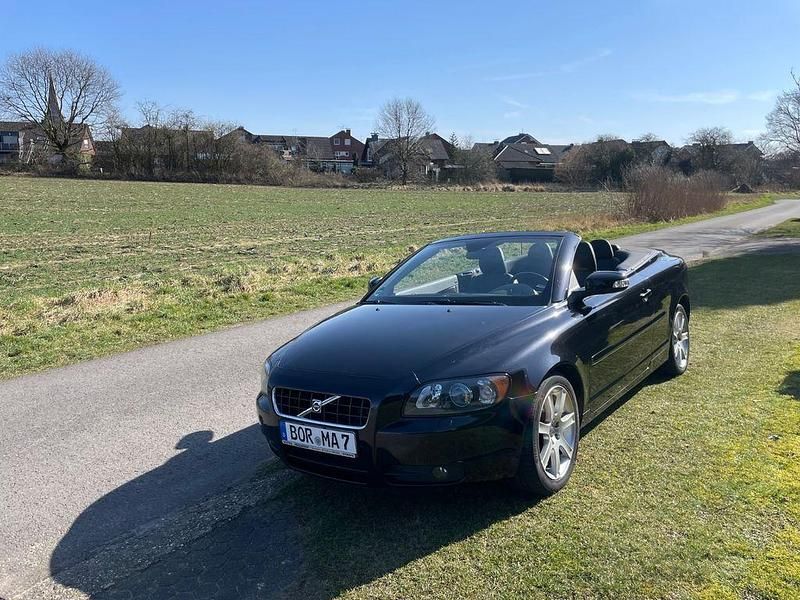 Schwarz Gebraucht 2009 Volvo C70 Summum Cabrio | 9.100 € (Guter Preis) - Bild 1/4