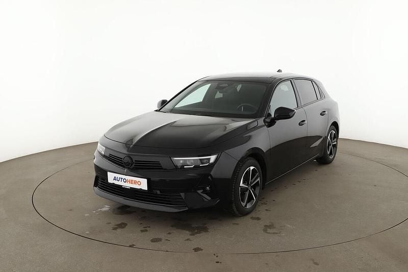 Gebraucht Opel Astra Ultimate 131 PS (96 kW) 2024 Schwarz Limousine