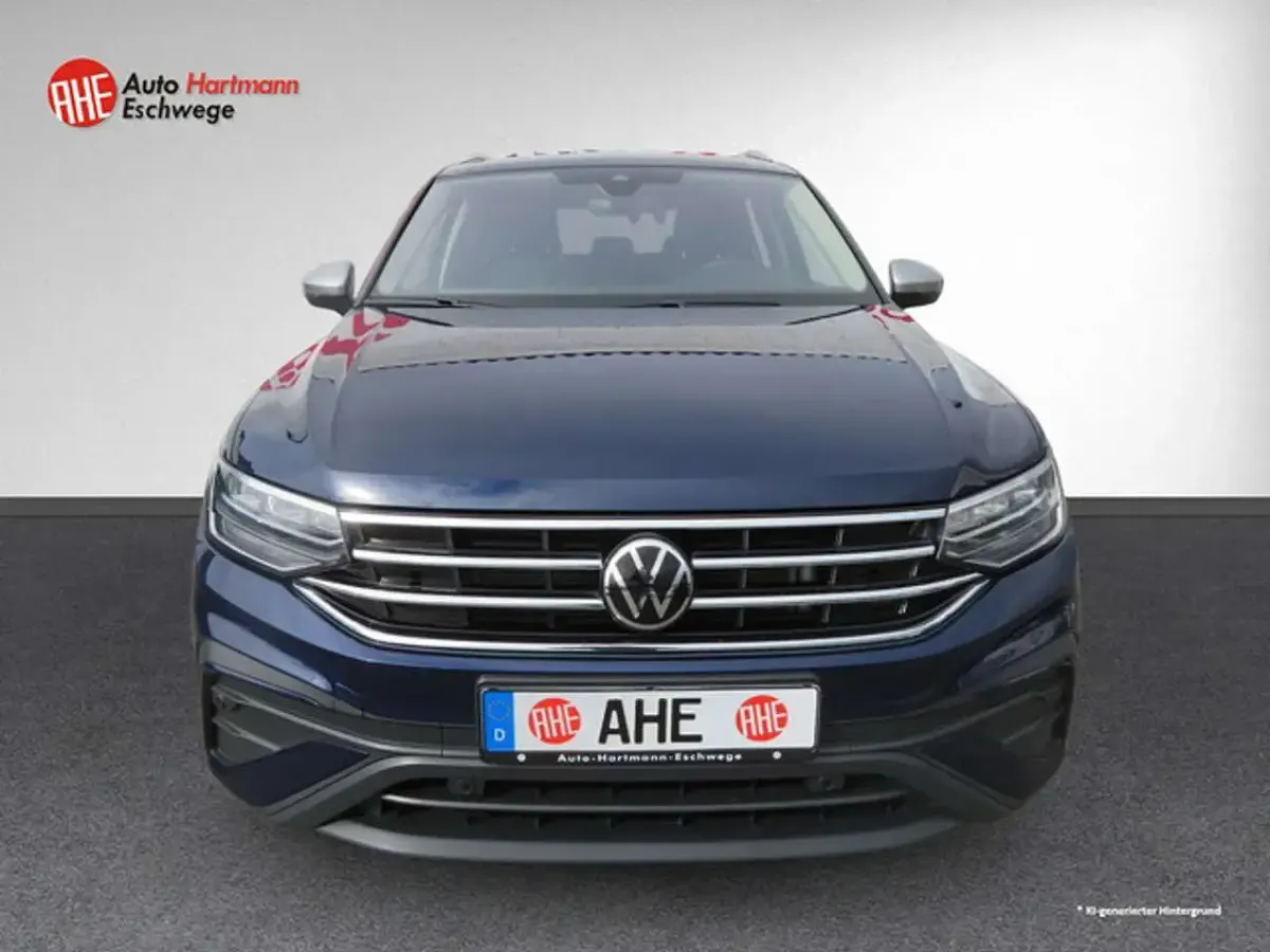 Gebraucht VW Tiguan Allspace Move 200 PS (147 kW) 2023 Blau SUV