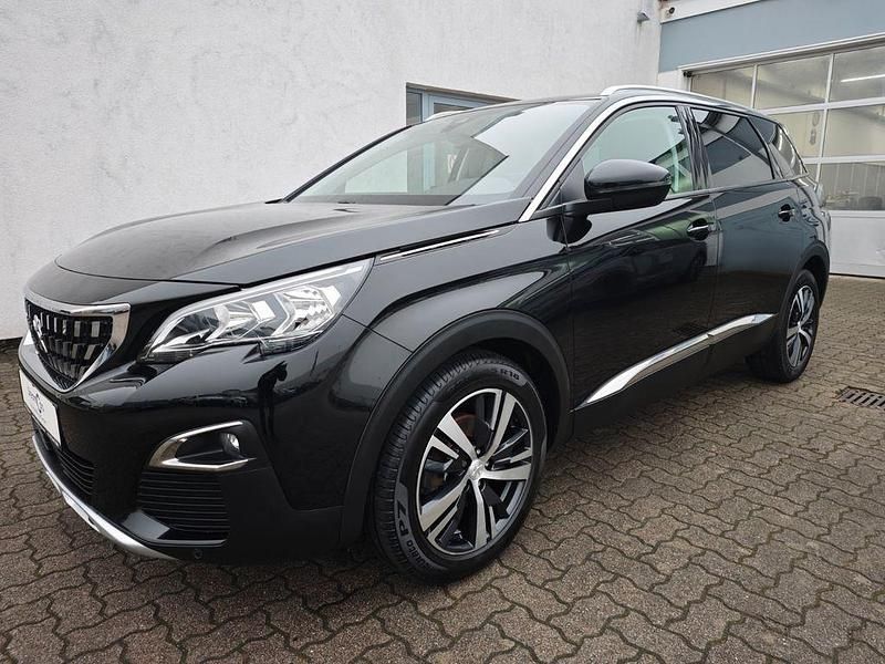 Schwarz Gebraucht 2020 Peugeot 5008 Allure SUV | 16.490 € (Superpreis) - Bild 1/4