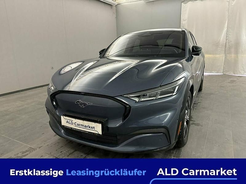Lackierung: infiniteblau i Gebraucht 2021 Ford Mustang Mach-E SUV | 32.980 € (Superpreis) - Bild 1/4