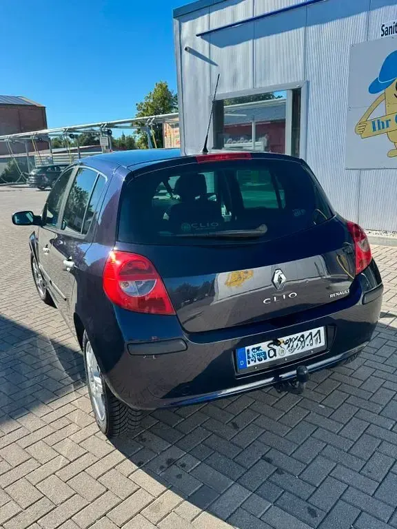 Gebraucht Renault Clio II Exception 111 PS (81 kW) 2007 Violett Limousine