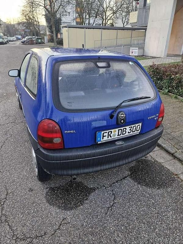 Gebraucht Opel Corsa 45 PS (33 kW) 1998 Blau Kleinwagen