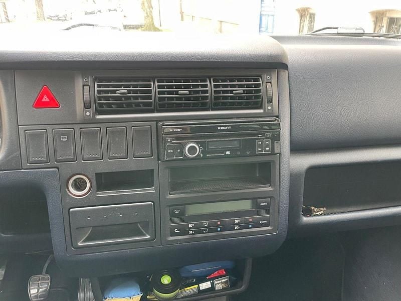 Gebraucht VW T4 102 PS (75 kW) 1998 Blau Van