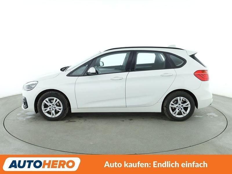 Gebraucht BMW 218 Active Tourer Advantage 140 PS (102 kW) 2018 Weiß Van / Kleinbus