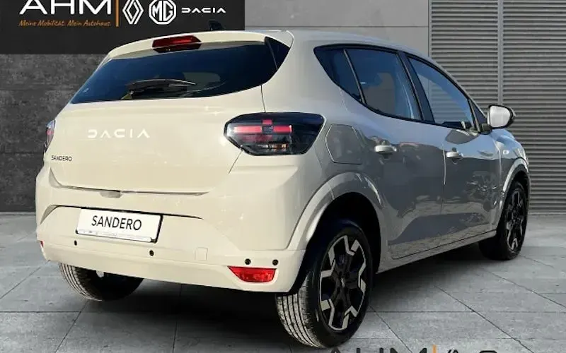 Neu Dacia Sandero Journey 101 PS (74 kW) 2026 Beige Limousine