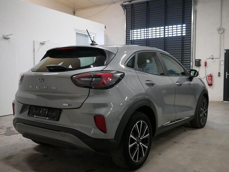 Gebraucht Ford Puma Titanium 125 PS (91 kW) 2022 Silber SUV