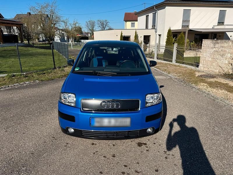Usata Audi A2 75 CV (55 kW) 2003 Blu Utilitaria