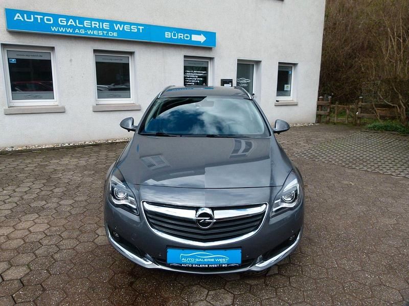 Gebraucht Opel Insignia Edition 136 PS (100 kW) 2016 Grau Kombi