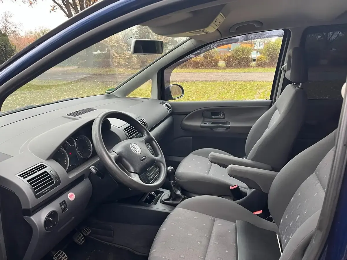Gebraucht VW Sharan 115 PS (84 kW) 2008 Blau Van / Kleinbus