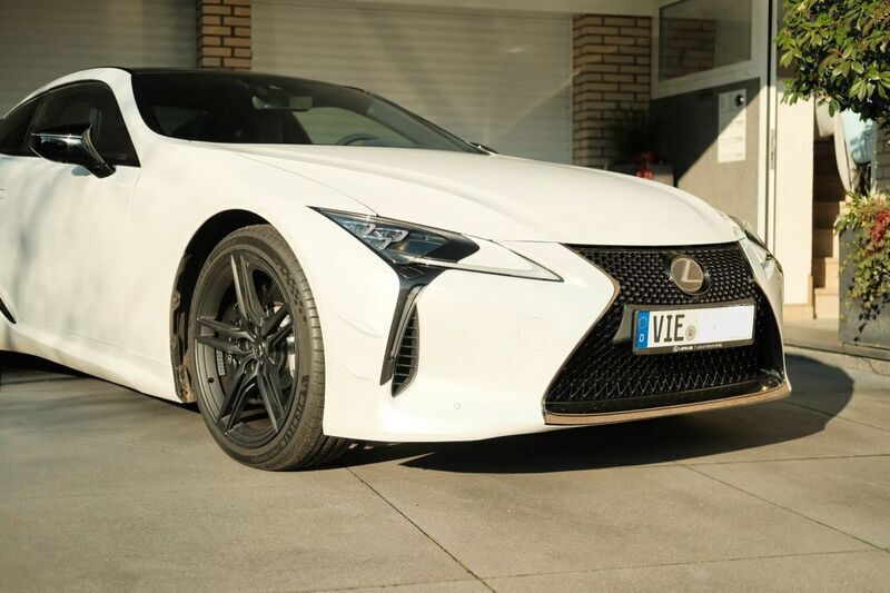 Weiß Neu 2024 Lexus LC 500 Coupé | 127.900 € - Bild 1/4