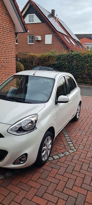 Weiß Gebraucht 2013 Nissan Micra Acenta Kleinwagen | 5.700 € (Fairer Preis) - Bild 1/4