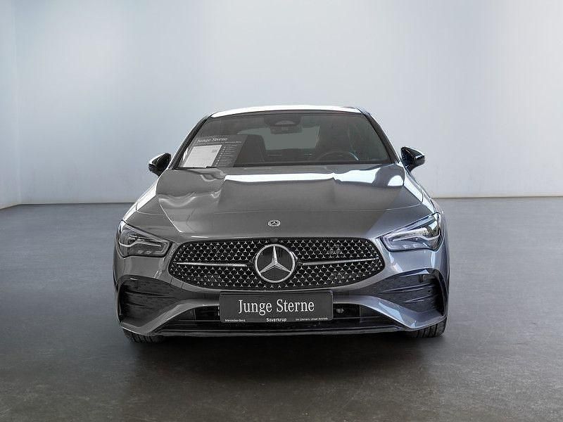 Gebraucht Mercedes CLA250e AMG 218 PS (160 kW) 2025 Grau Limousine