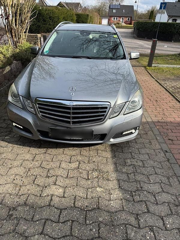 Gebraucht Mercedes E350 231 PS (169 kW) 2009 Grau Kombi