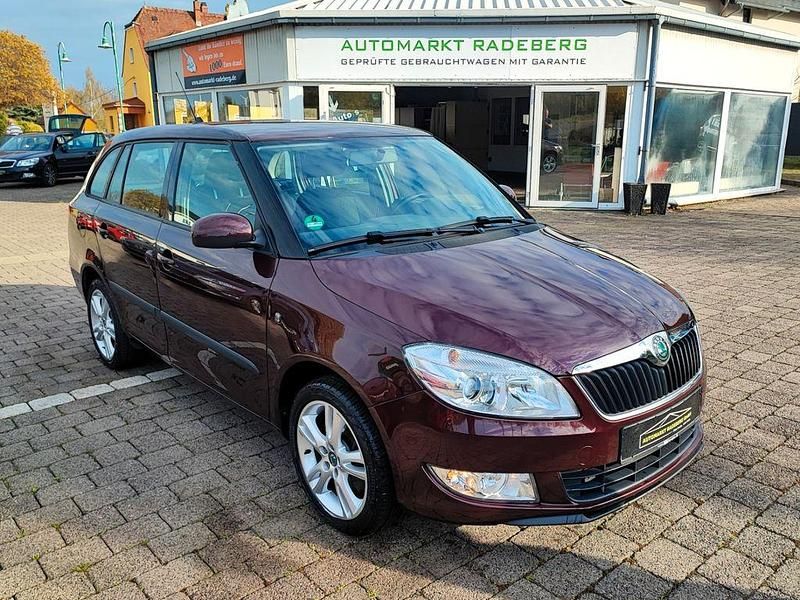 Gebraucht Skoda Fabia Elegance 105 PS (77 kW) 2011 Rot Kombi