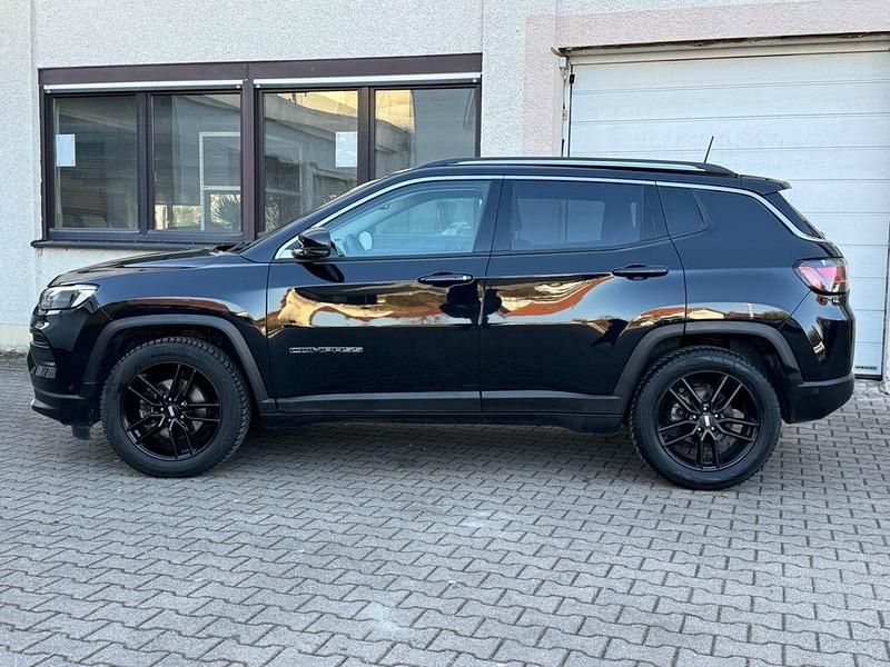 Gebraucht Jeep Compass Limited 131 PS (96 kW) 2021 Schwarz SUV