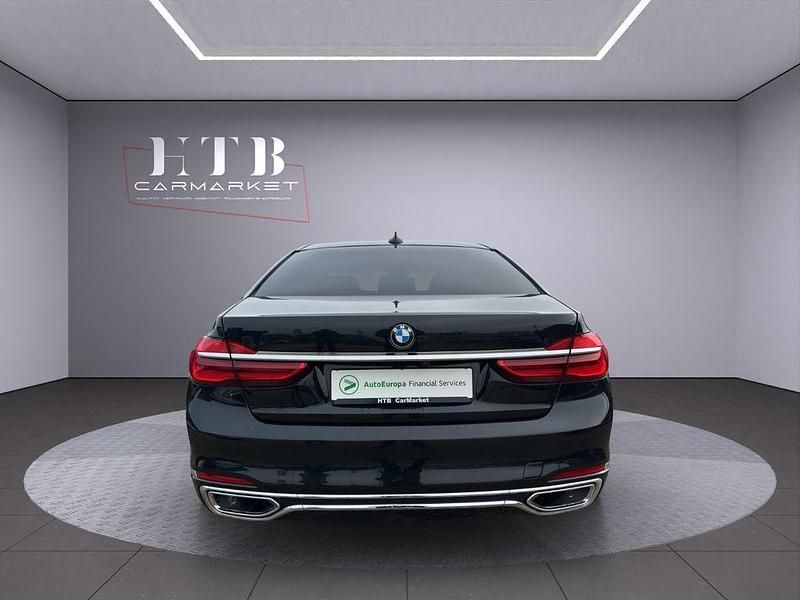 Gebraucht BMW 740 320 PS (235 kW) 2018 Schwarz Limousine