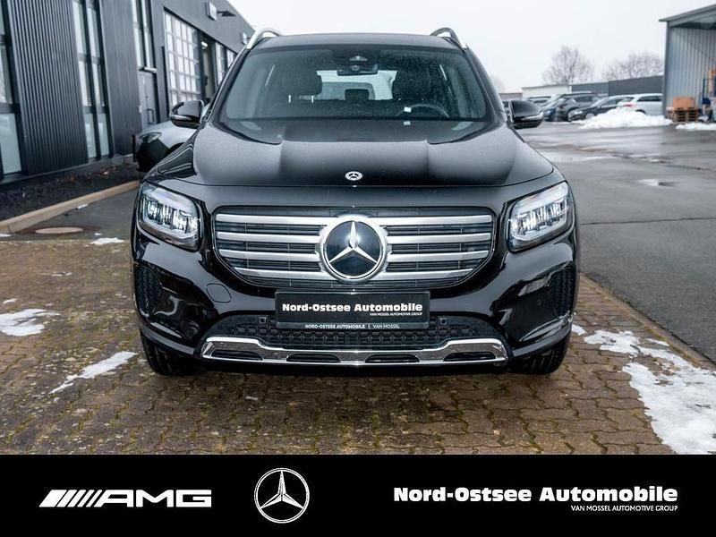 Gebraucht Mercedes GLB200 Progressive 150 PS (110 kW) 2025 Unilack nachtschwarz SUV