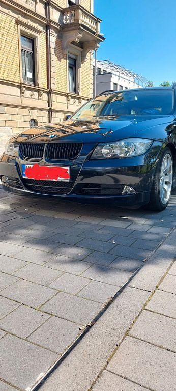 Gebraucht BMW 325 Performance 218 PS (160 kW) 2006 Schwarz Kombi