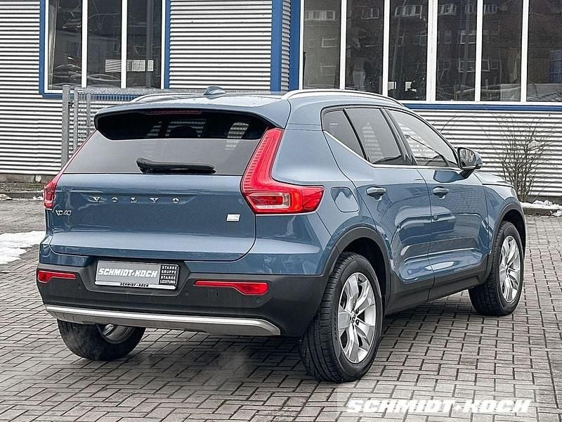 Gebraucht Volvo XC40 179 PS (131 kW) 2022 Blau SUV