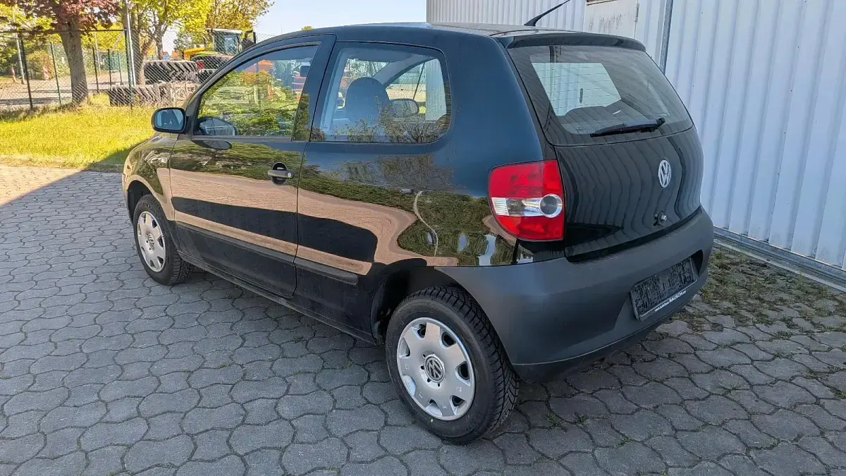 Używany VW Fox 75 KM (55 kW) 2008 Czarny Hatchback