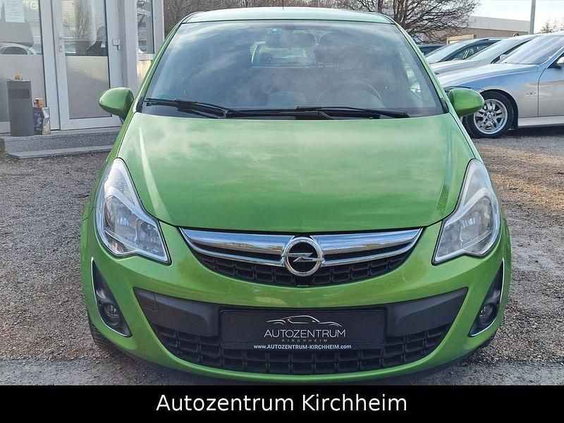 Gebraucht Opel Corsa Satellite 69 PS (50 kW) 2011 Grün Limousine