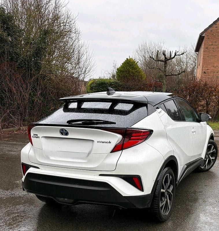 Gebraucht Toyota C-HR 122 PS (89 kW) 2021 Weiß SUV