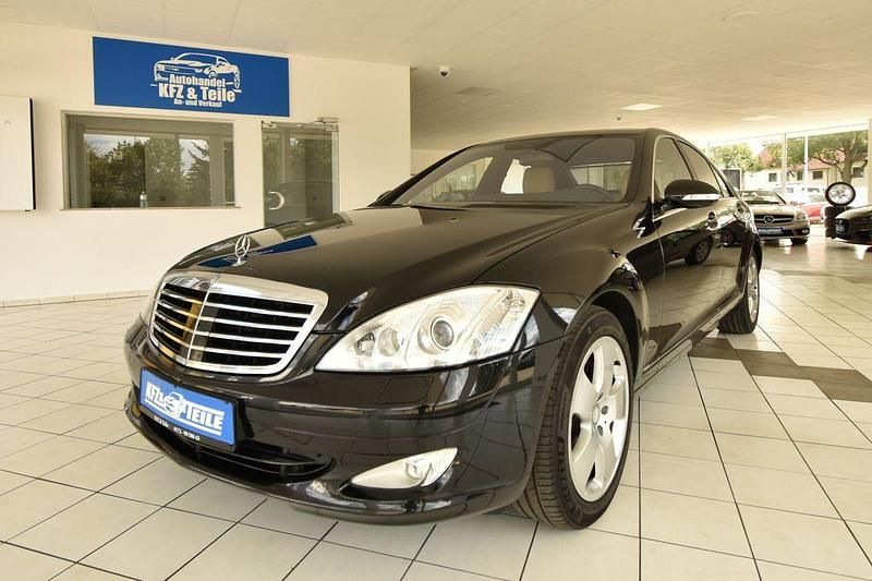 Schwarz Gebraucht 2008 Mercedes S450 Limousine | 10.980 € - Bild 1/4