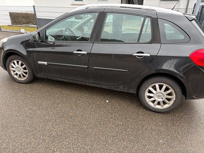 Gebraucht Renault Clio II Dynamique 103 PS (75 kW) 2009 Schwarz Limousine