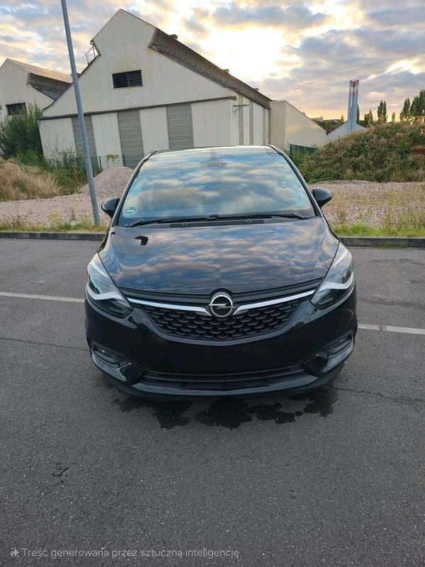 Schwarz Gebraucht 2017 Opel Zafira Van / Kleinbus | 10.000 € (Etwas zu teuer) - Bild 1/4
