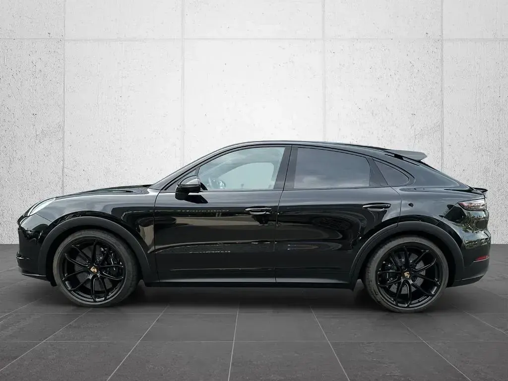 Gebraucht Porsche Cayenne Turbo GT 640 PS (470 kW) 2023 Schwarz SUV