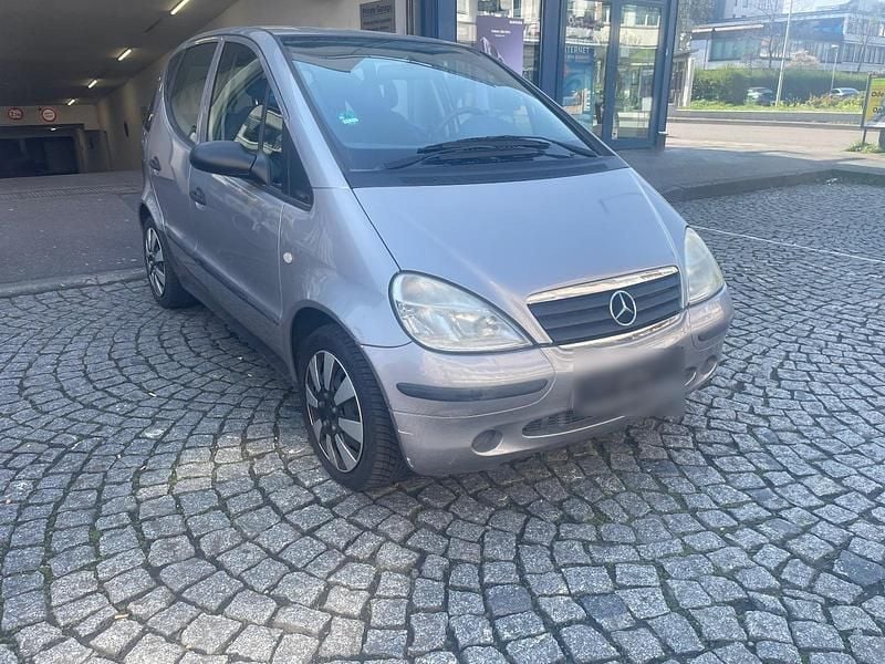 Gebraucht Mercedes A160 102 PS (75 kW) 2000 Silber Limousine