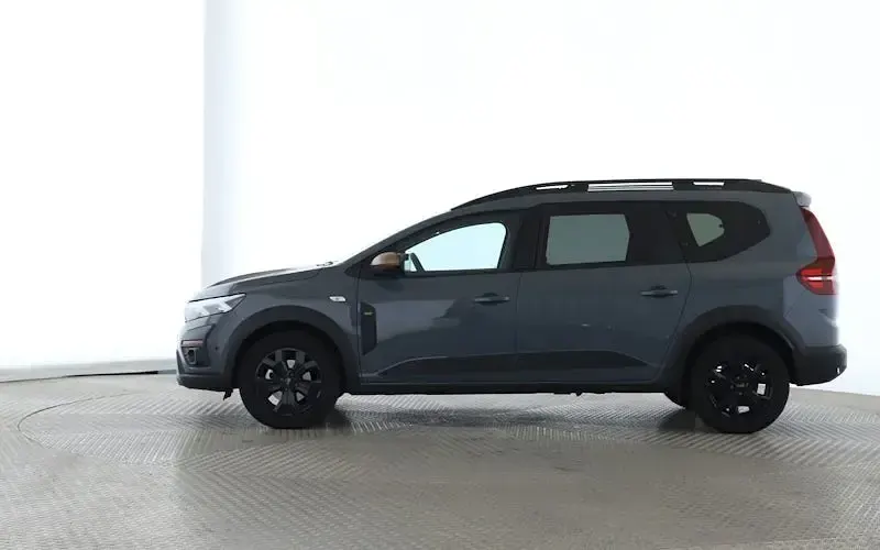Gebraucht Dacia Jogger Extreme 110 PS (80 kW) 2025 Grau Van / Kleinbus