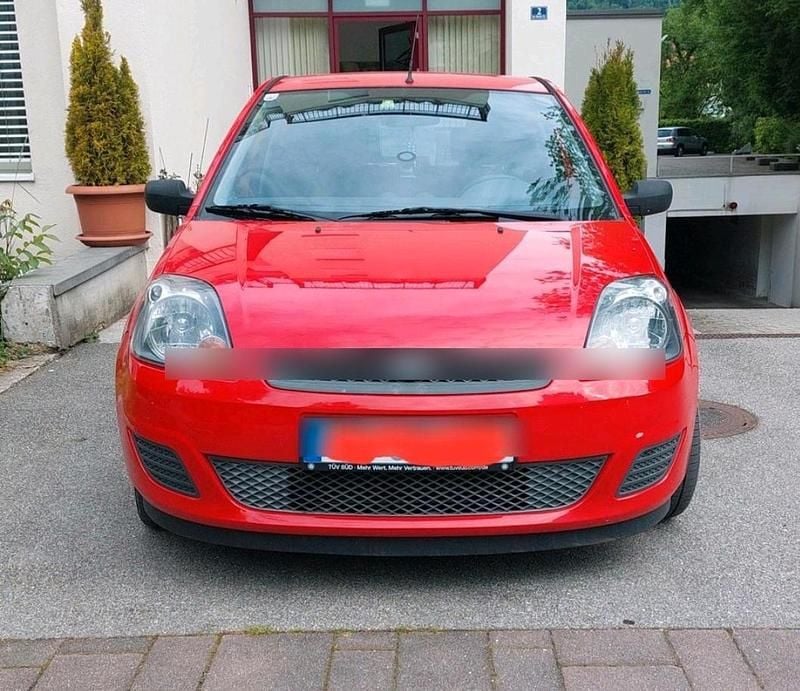 Rot Gebraucht 2008 Ford Fiesta Kleinwagen | 2.000 € - Bild 1/4