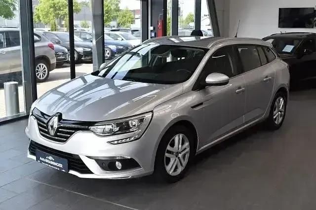 Occasion Renault Mégane 116 ch (85 kW) 2019 Argent Berline