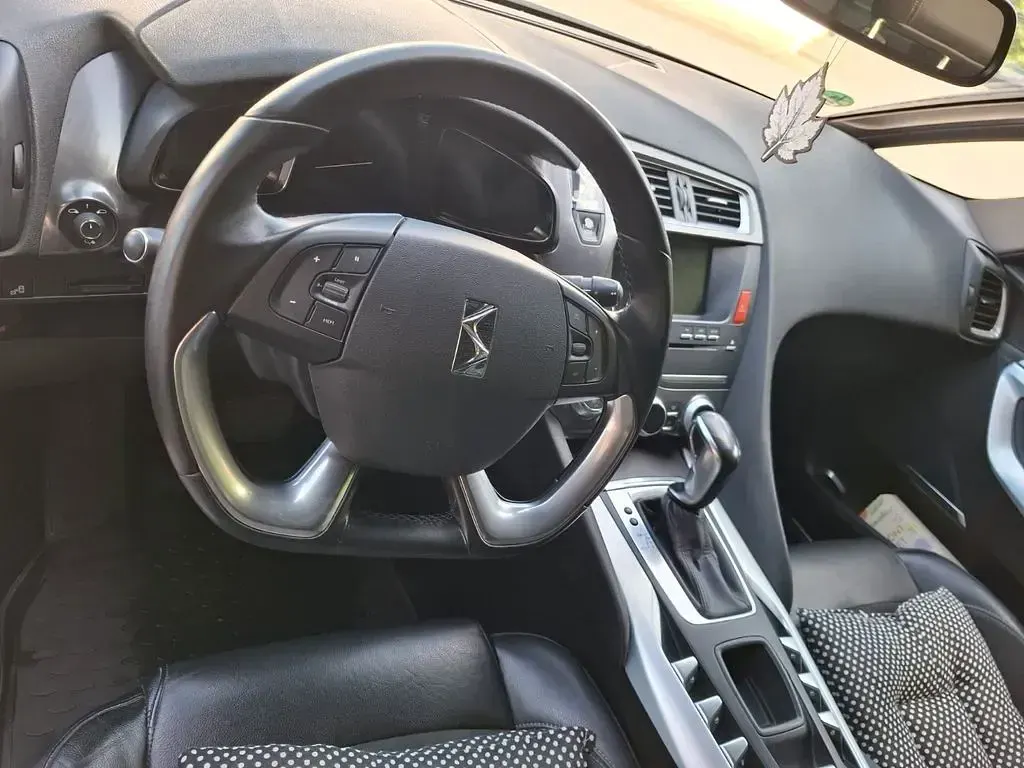 Gebraucht DS Automobiles DS5 181 PS (133 kW) 2016 Grau Kleinwagen