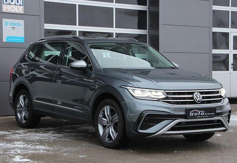 Gebraucht VW Tiguan Allspace Elegance 200 PS (147 kW) 2022 Grau SUV