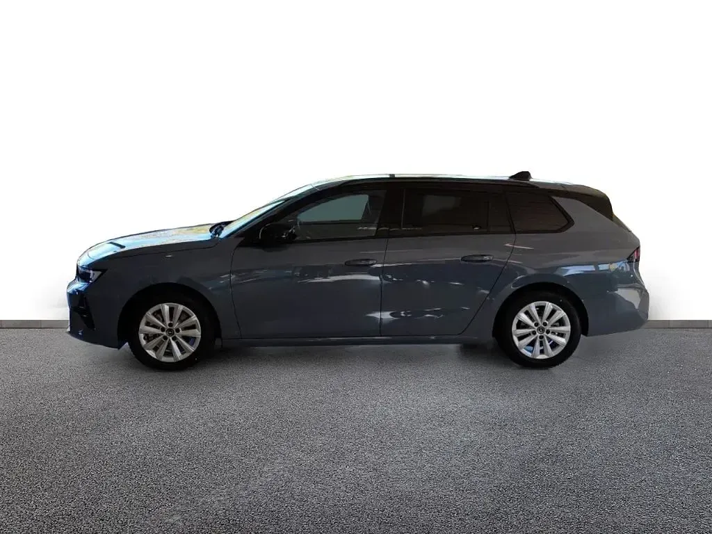 Używany Opel Astra 145 KM (106 kW) 2026 Szary Kombi