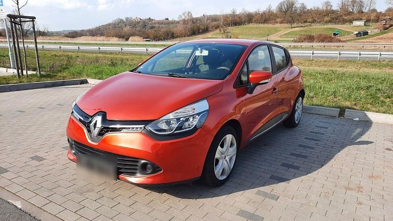 Gebraucht Renault Clio IV Expression 73 PS (53 kW) 2014 Rot Kleinwagen