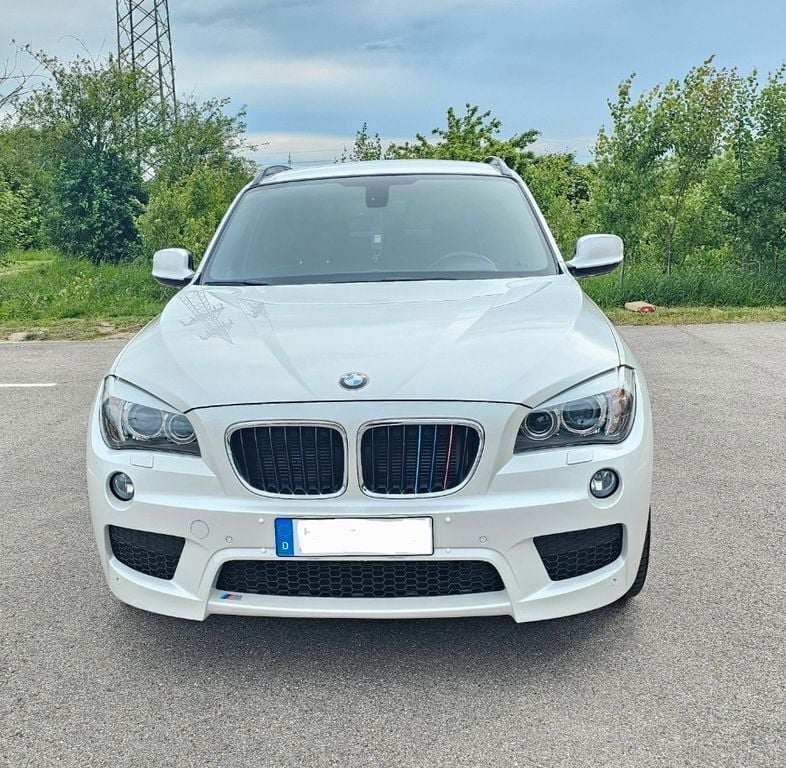 Weiß Gebraucht 2011 BMW X1 M Sport SUV | 9.000 € (Fairer Preis) - Bild 1/4
