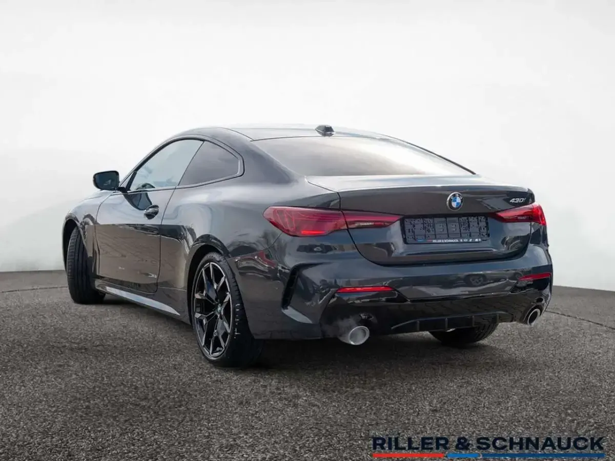 Gebraucht BMW 430 M Sport 245 PS (180 kW) 2025 Grau Coupé