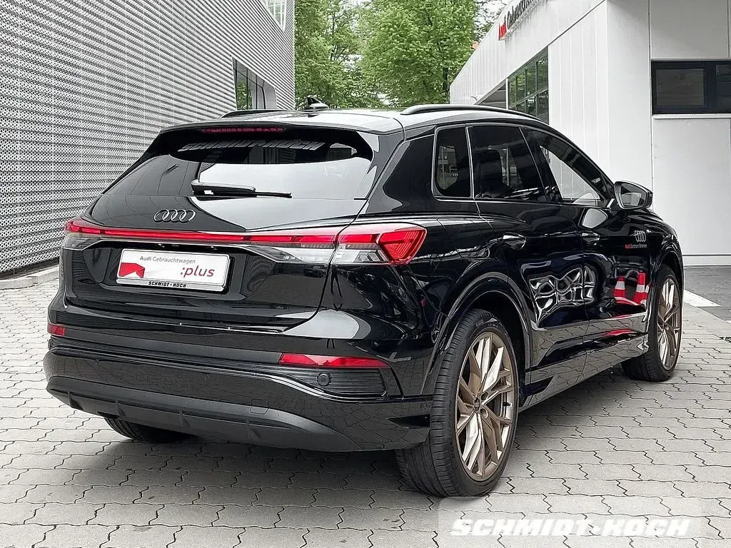Gebraucht Audi Q4 e-tron Comfort 210 kW (286 PS) 2026 Mythosschwarz (schwarz) SUV