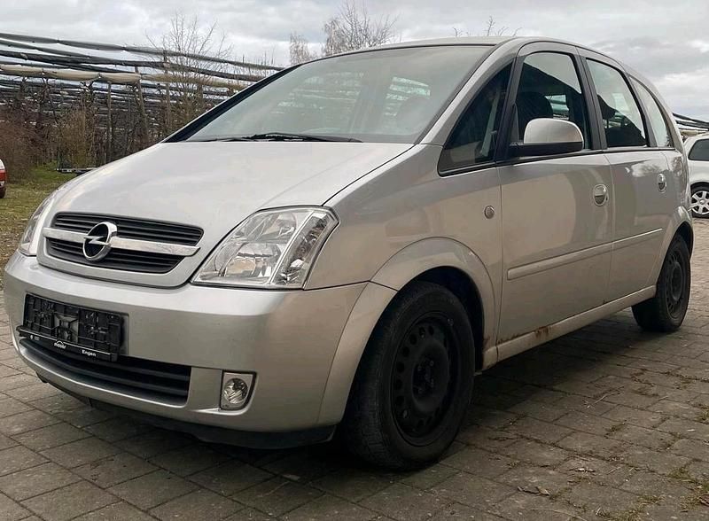Gebraucht Opel Meriva 101 PS (74 kW) 2004 Silber Van / Kleinbus