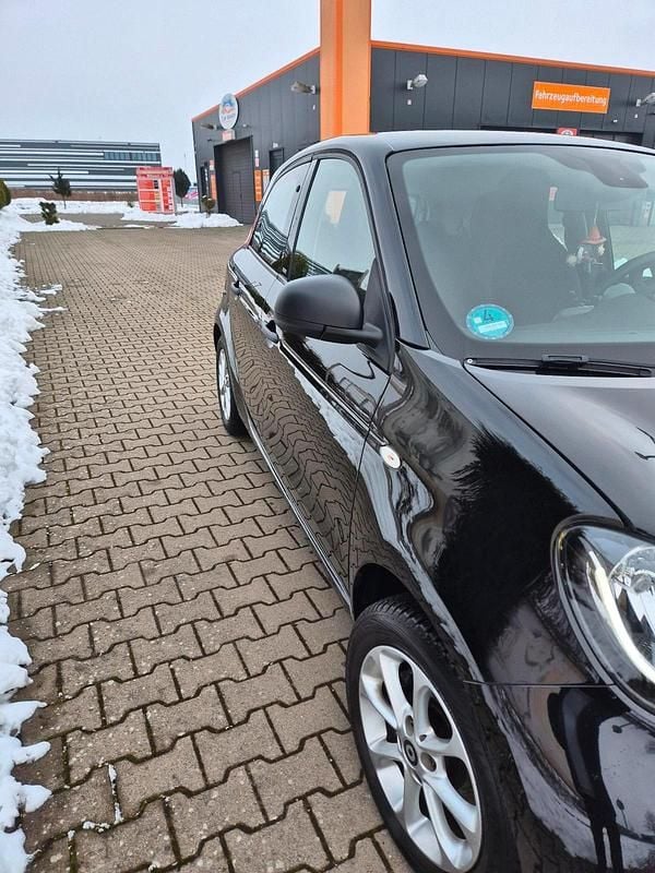 Gebraucht Smart ForFour Passion 90 PS (66 kW) 2019 Schwarz Kleinwagen